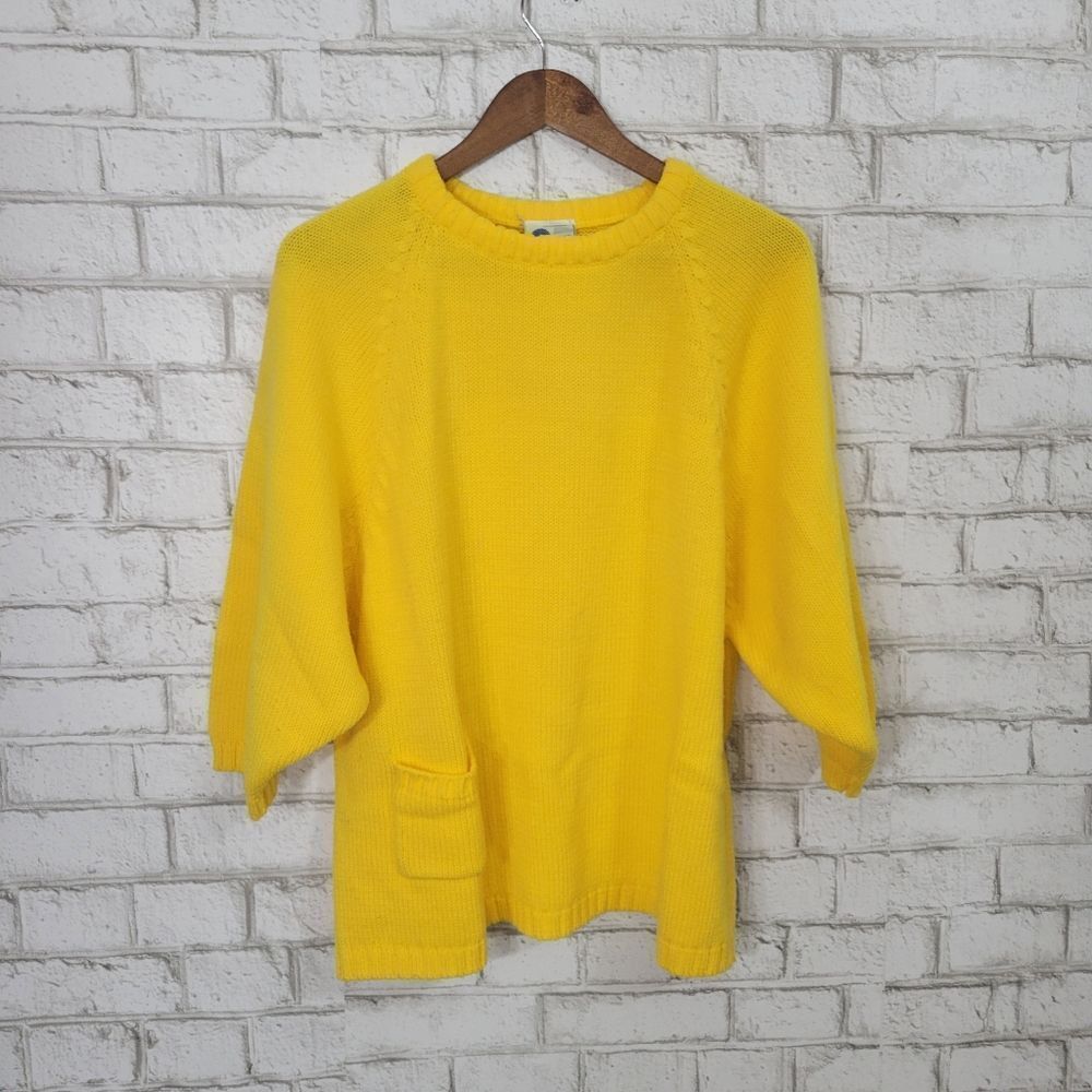"Extra Touch" super vintage sweater